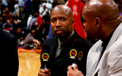 布乌卡：因舒梅切尔穿走我1号而大怒，我要求换成7或10号（布乌卡因舒梅切尔抢走1号大怒：请求改穿7号或10号）