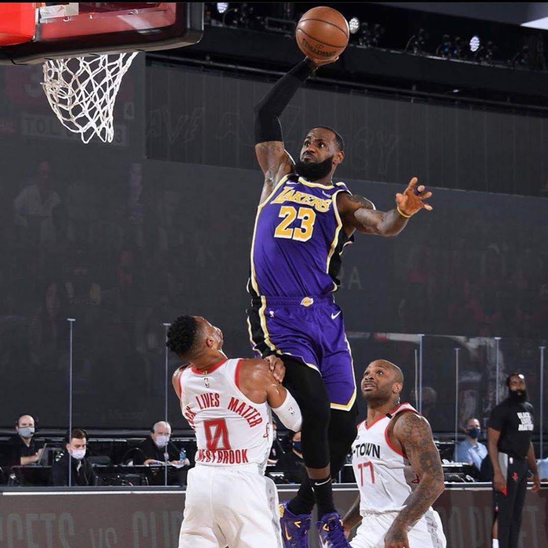 独木难支！约基奇包办掘金最后15分，空砍44+13+7（难救主！约基奇连取掘金最后15分，44+13+7仍未能取胜）