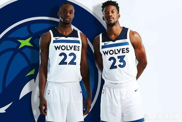 米体：齐沃将全队关在更衣室训话了数分钟，并批评了所有球员（米体：齐沃在更衣室对全队训话数分钟，严厉批评全体球员）