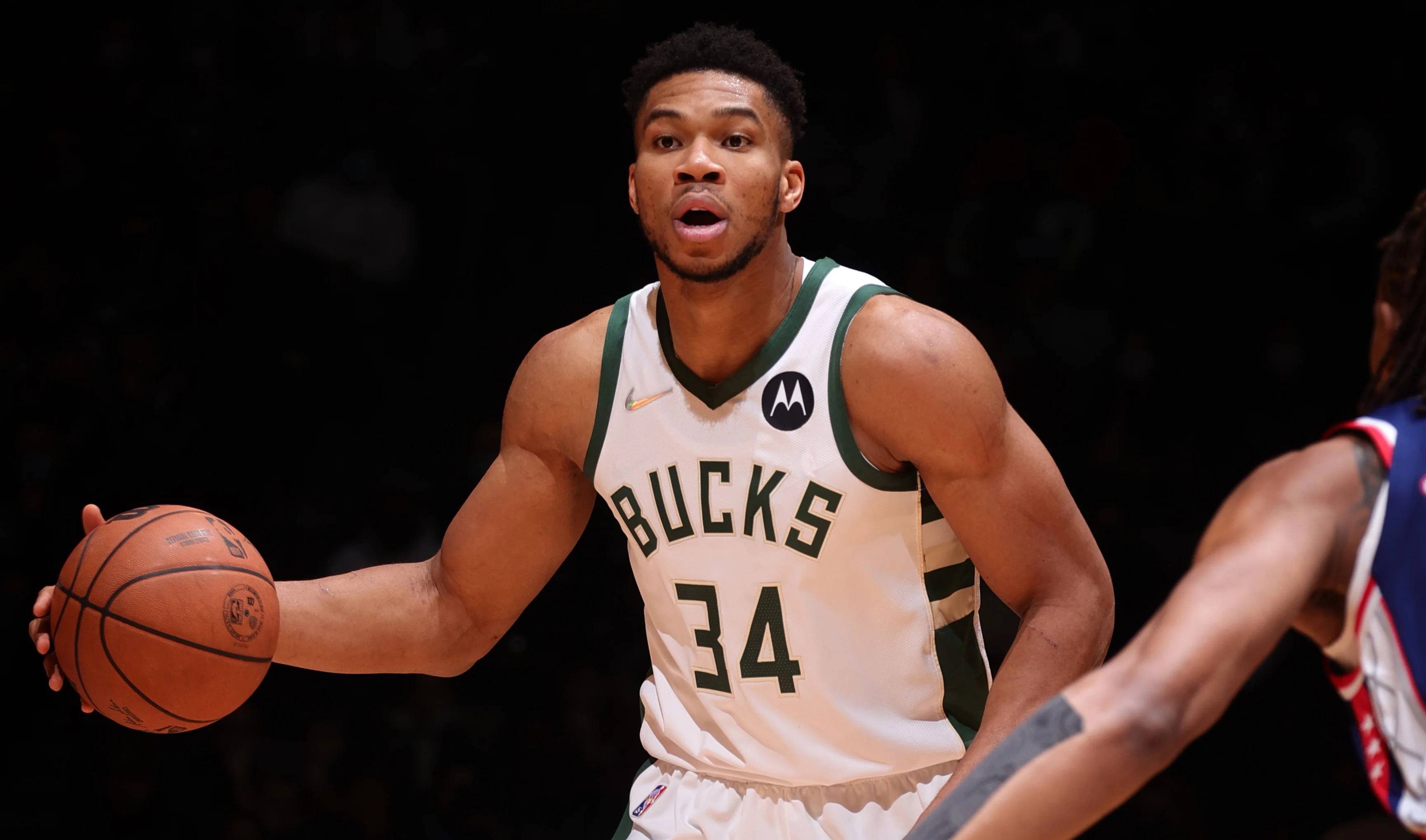 姆巴佩调侃破坏点球点：对方支撑脚要是打滑，我们就赚到了（姆巴佩打趣：弄坏点球点若让对手支撑脚打滑，我们就占便宜）